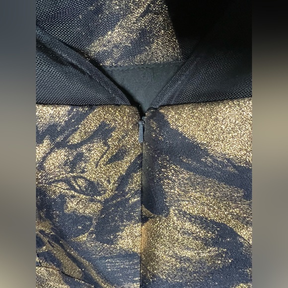 Kay Unger New York Floral Jacquard Jumpsuit, sz 14 - Picture 16 of 17